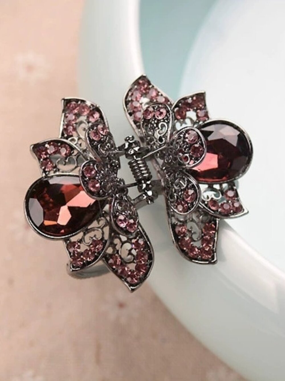 Vintage Black-Tone Burgundy Rhinestone Flower Hair Claw